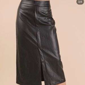 Elegant Black Leather Skirt